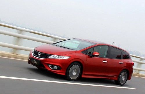 一部好車，一段精彩人生！