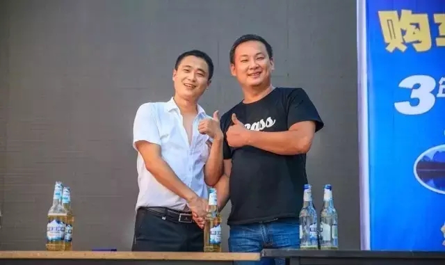 啤酒、冰飲免費(fèi)喝