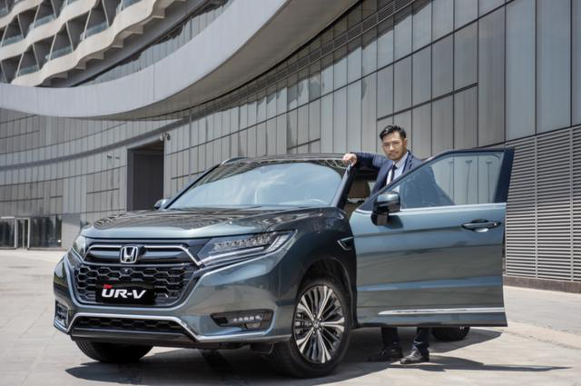 當新中產遇上全新UR-V，精致生活由此開啟