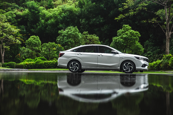 媒體視角丨擁抱混動(dòng)時(shí)代，從一輛享域銳·混動(dòng)開(kāi)始