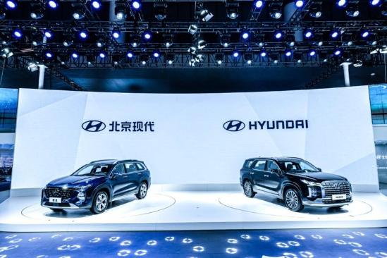 旗艦SUV雙雄領(lǐng)銜，現(xiàn)代開啟?！笆瘛皶r(shí)